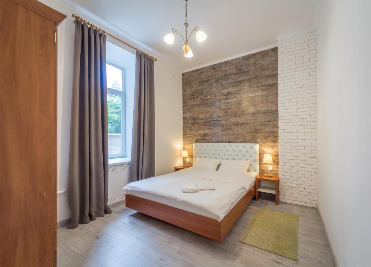 Apartments On Velyka Vasylkivska 47 Kyjev Exteriér fotografie